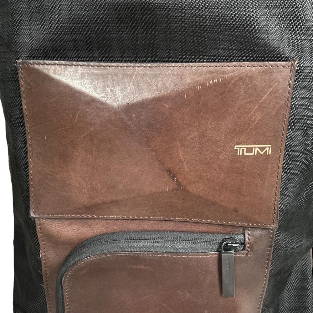 Tumi Dror Leather Nylon Rare Luxury Travel Backpack Modern Tote Briefcase Bag